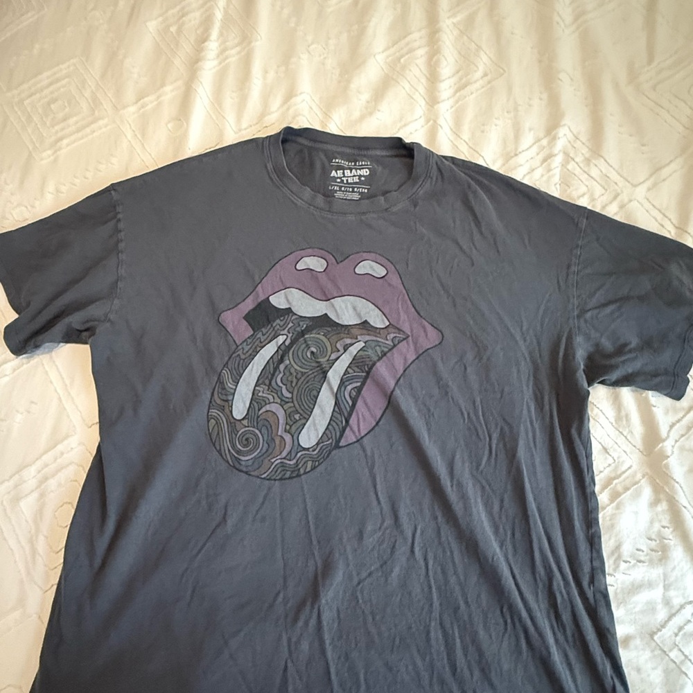 American Eagle Outfitters Charcoal Graphic Tee